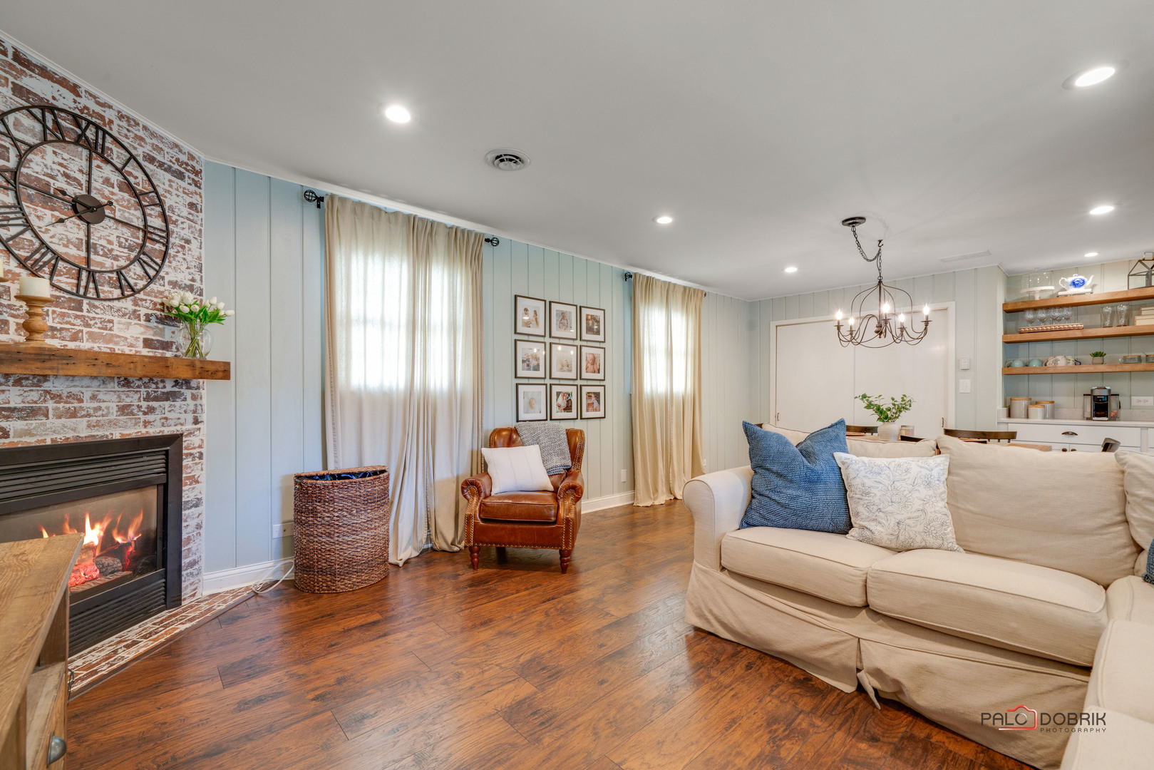 16130 W Arlington Drive