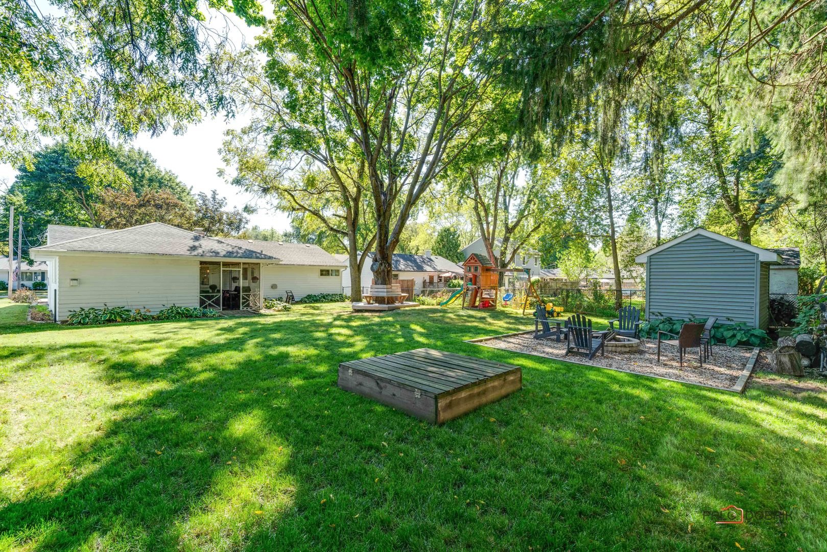 16130 W Arlington Drive