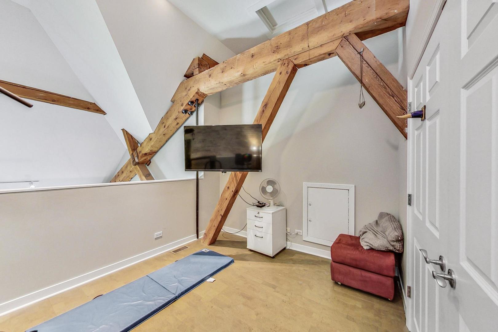 174 Leonard Wood South Unit: 209