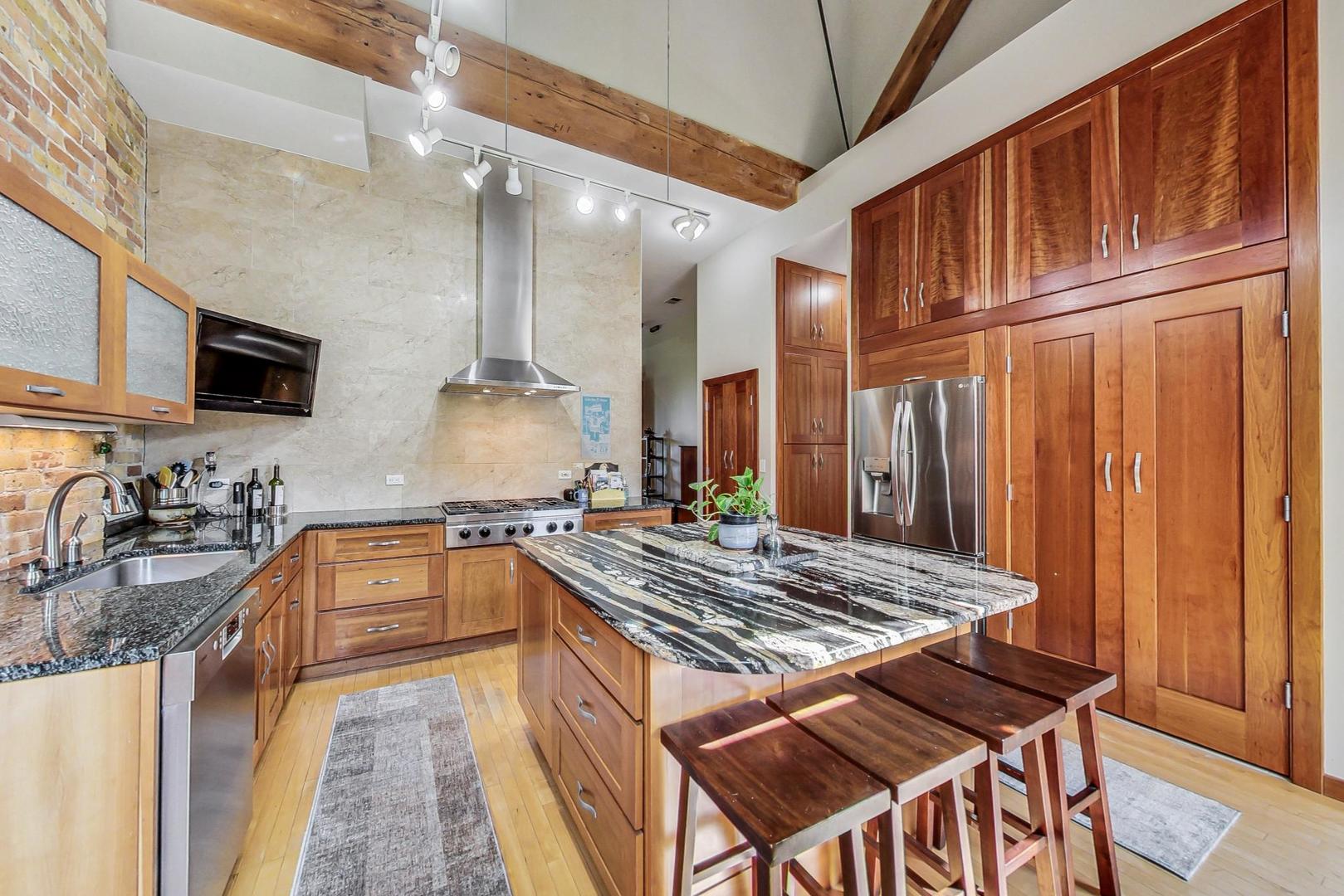 174 Leonard Wood South Unit: 209