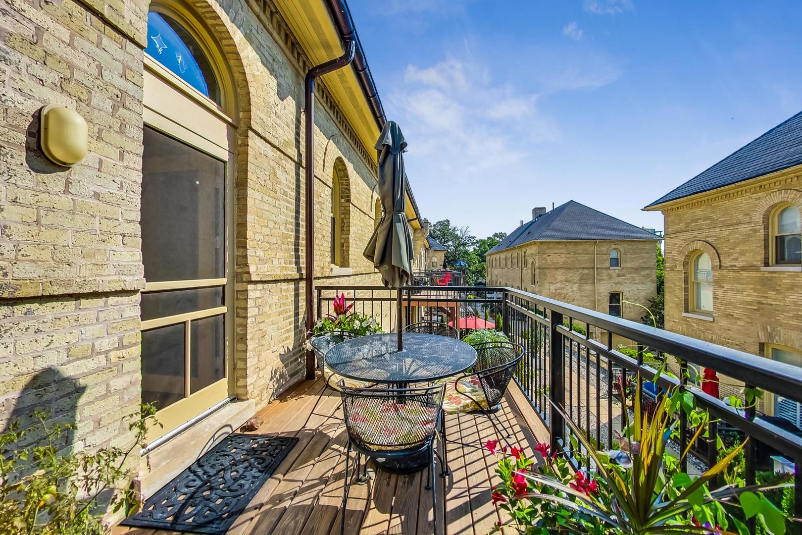 174 Leonard Wood South Unit: 209