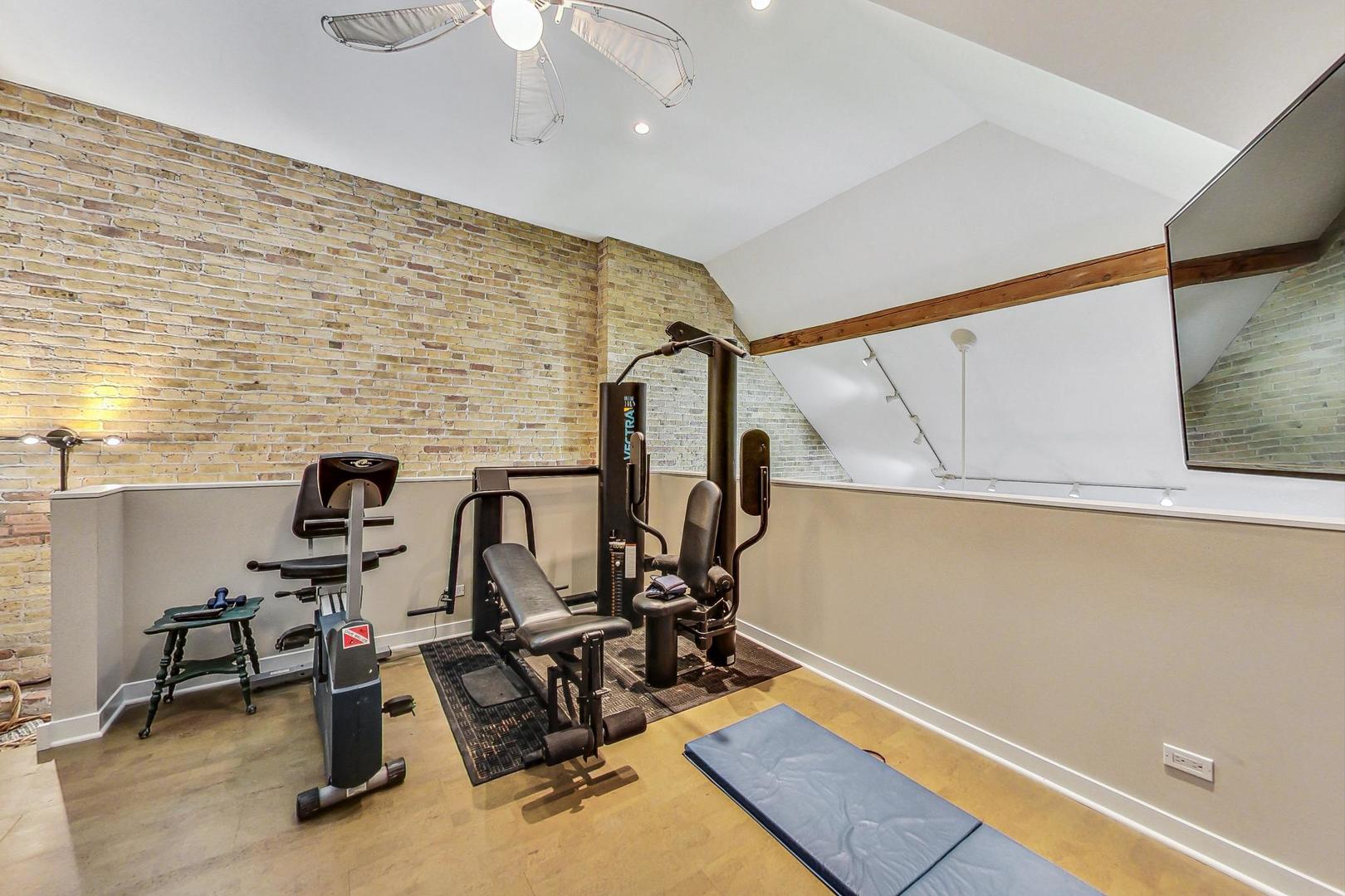 174 Leonard Wood South Unit: 209