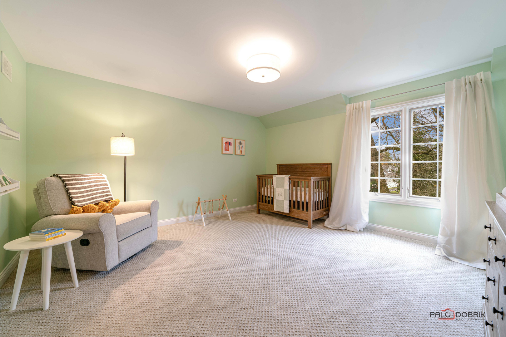 212 Carriage Hill Circle