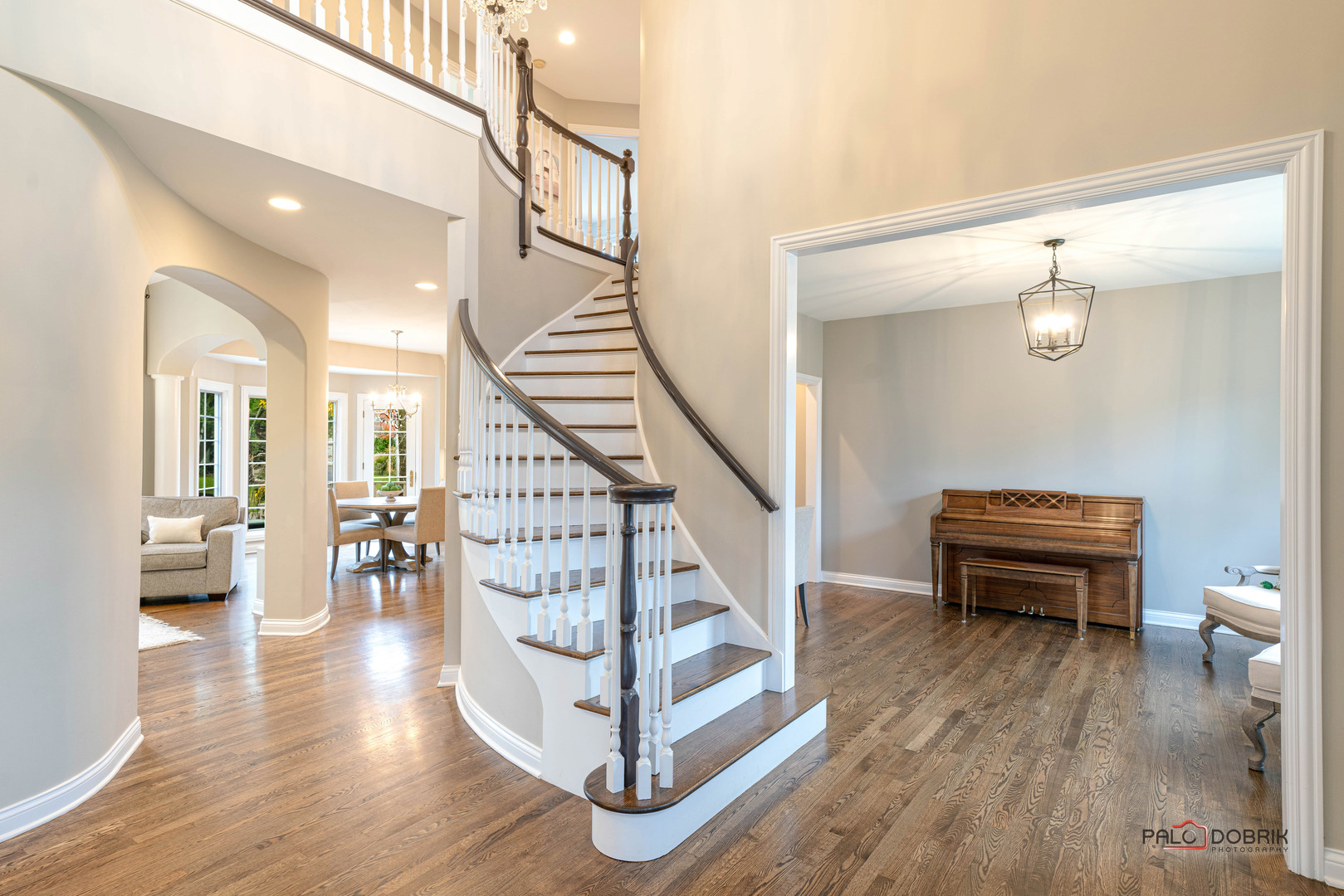 212 Carriage Hill Circle