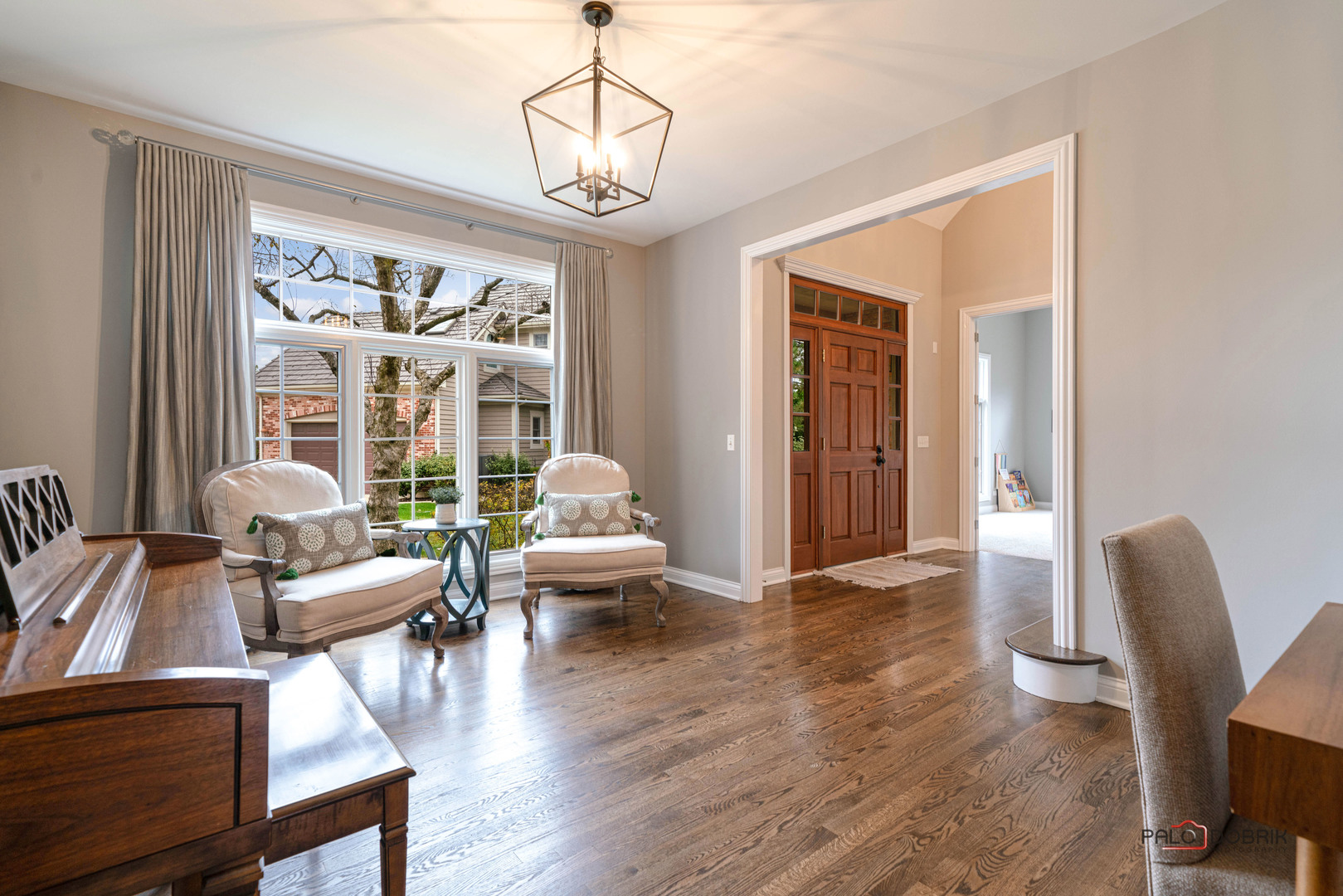 212 Carriage Hill Circle