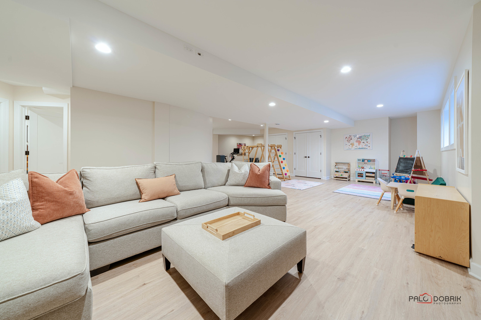 212 Carriage Hill Circle