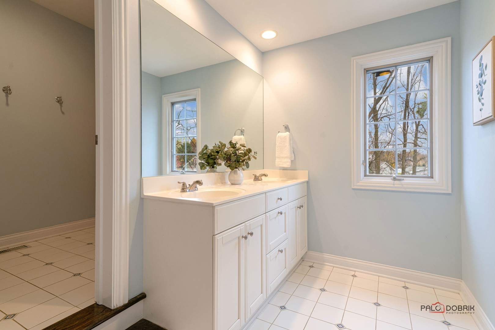 212 Carriage Hill Circle