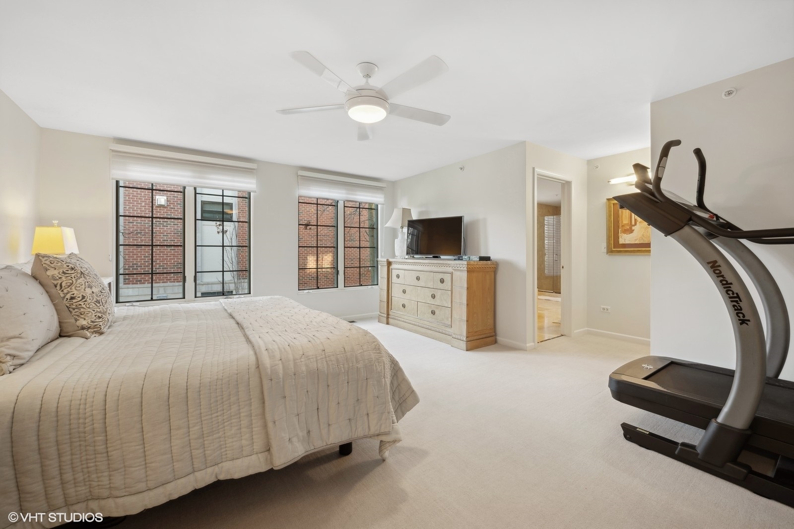 632 La Salle Place Unit: D