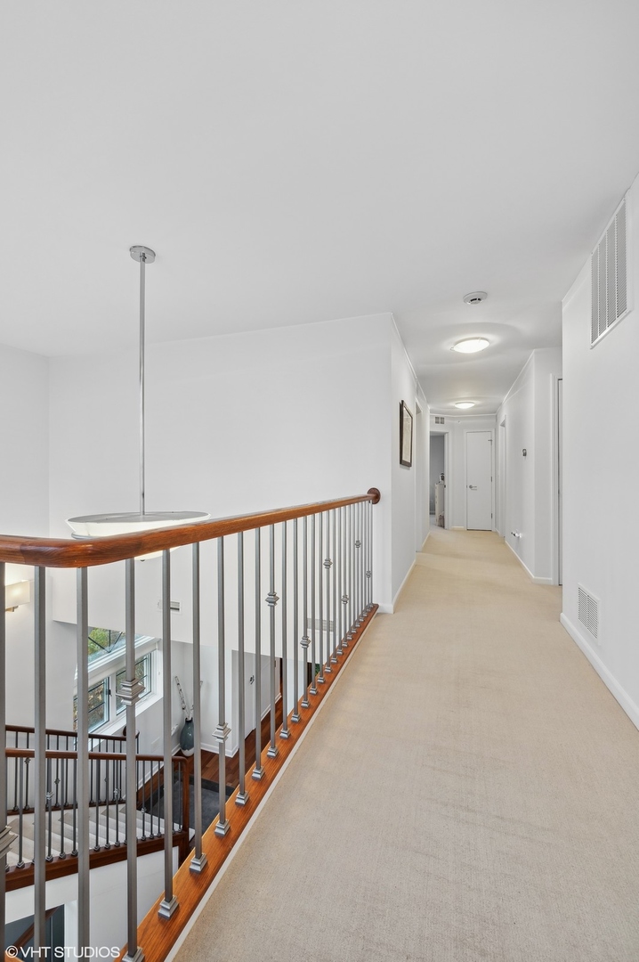 632 La Salle Place Unit: D