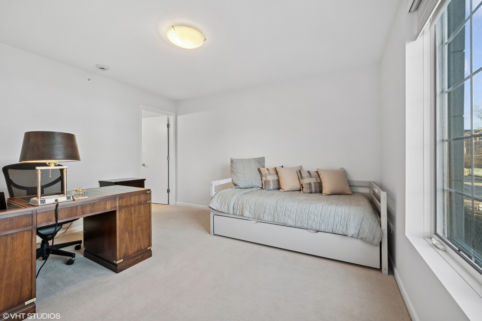 632 La Salle Place Unit: D