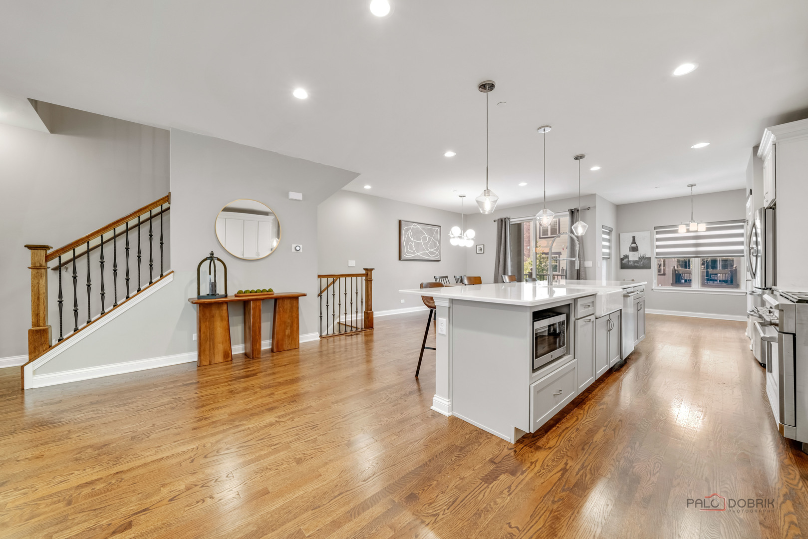 676 Parkside Court
