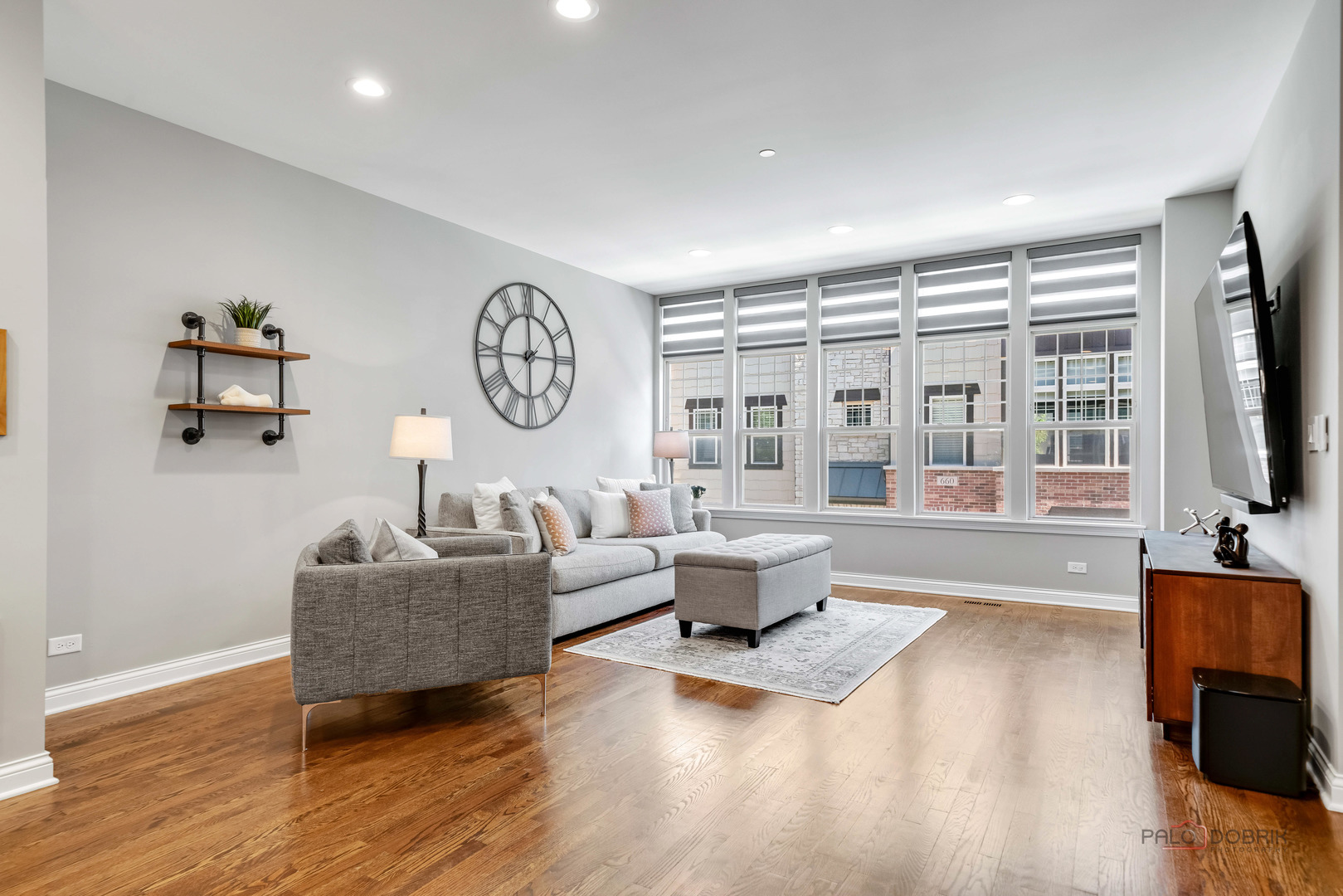 676 Parkside Court