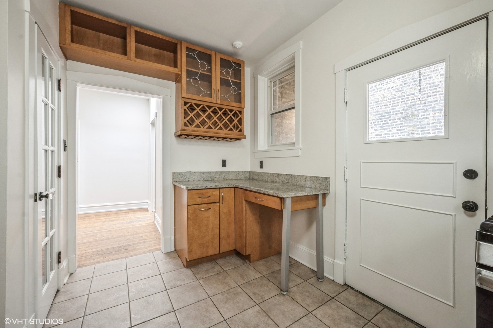 3642 N Pine Grove Avenue Unit: 3K