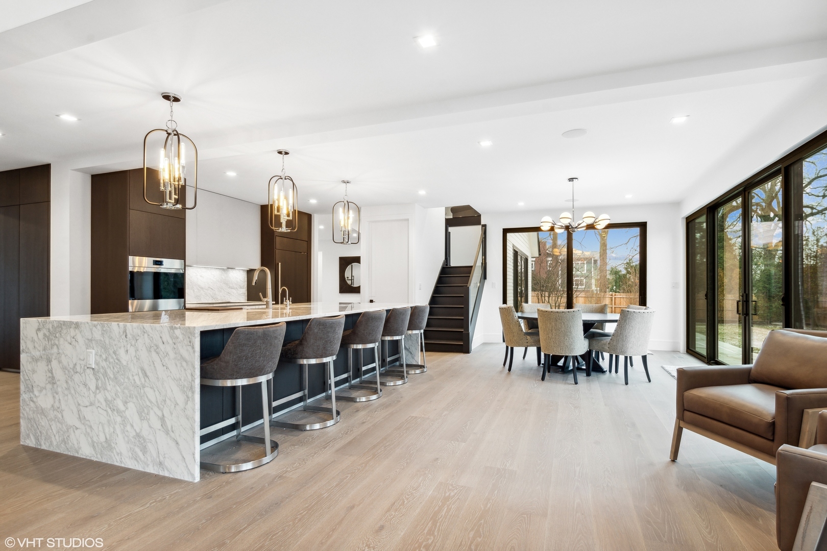 235 W Cook Avenue