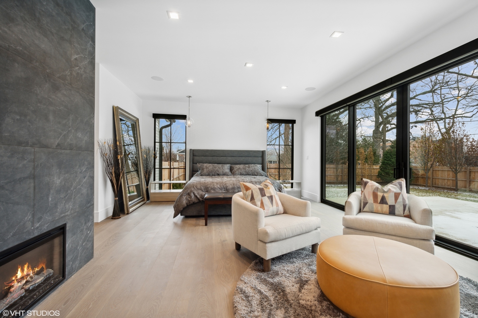 235 W Cook Avenue