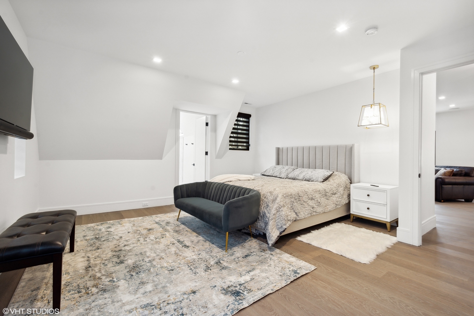 235 W Cook Avenue