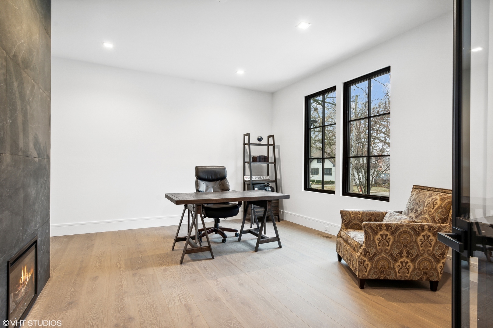 235 W Cook Avenue