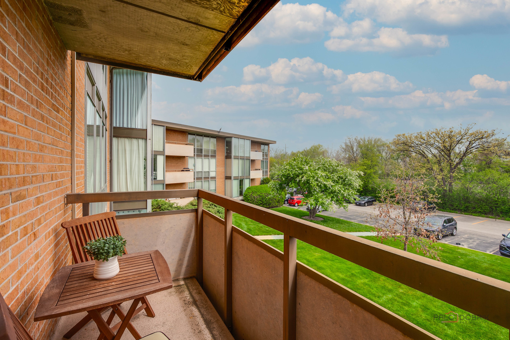 1301 N Western Avenue Unit: 229