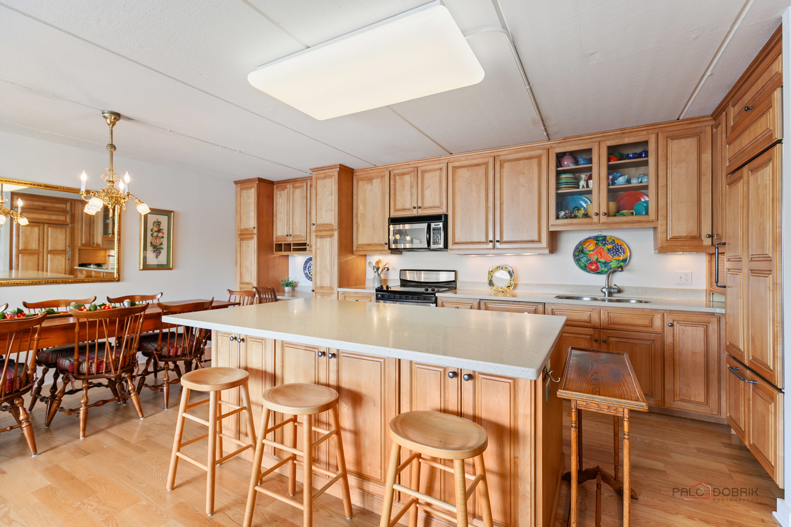 1301 N Western Avenue Unit: 229