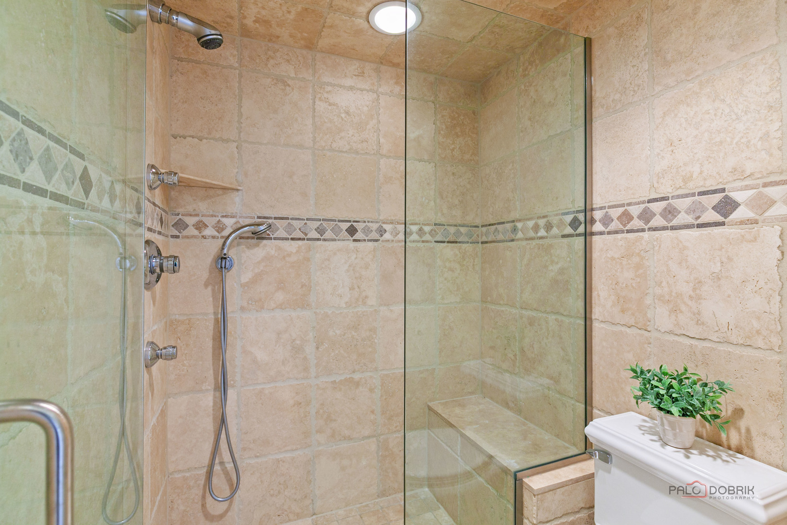 1301 N Western Avenue Unit: 229