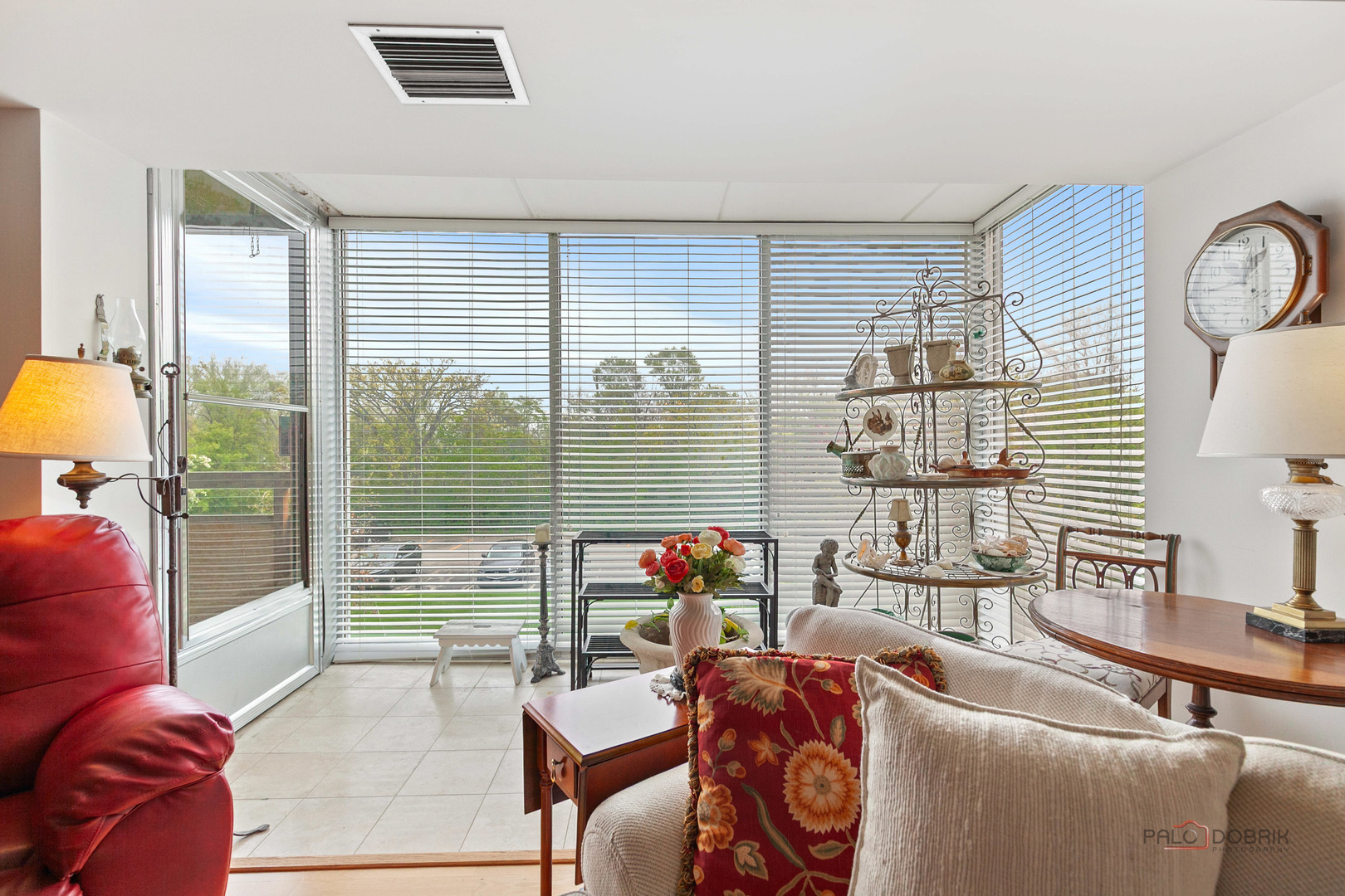 1301 N Western Avenue Unit: 229