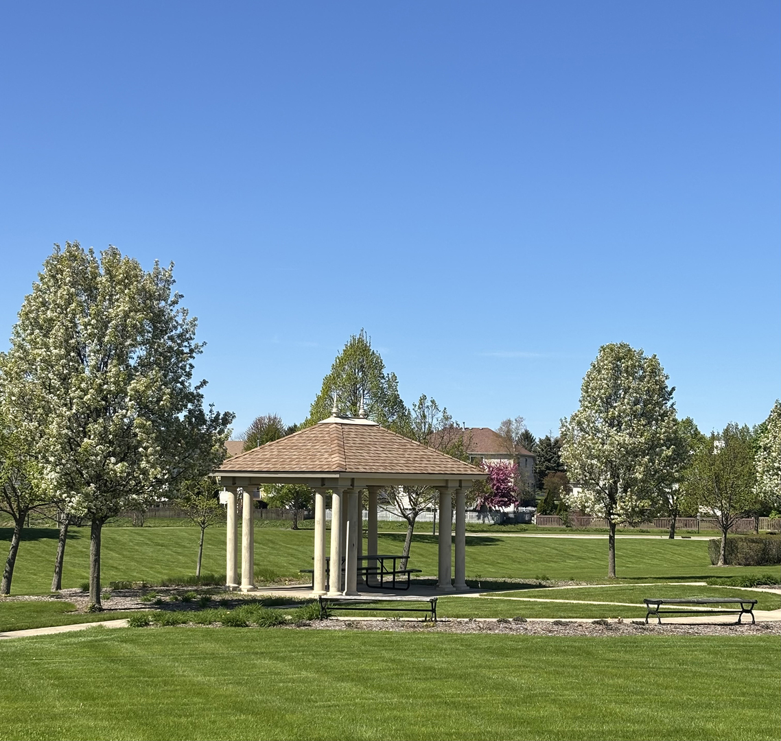 1509 Neubauer Circle Unit: 801