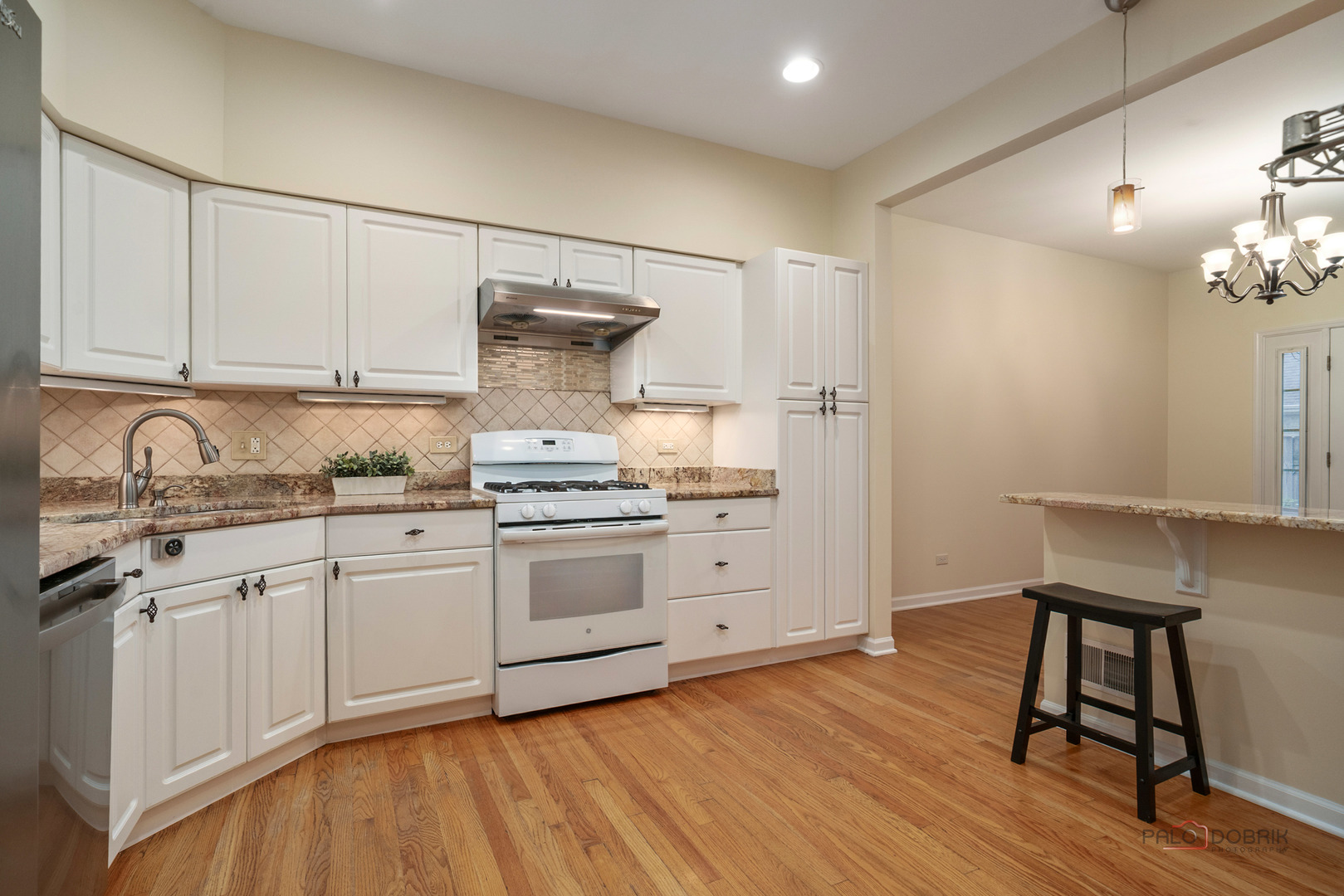 1804 Monroe Court