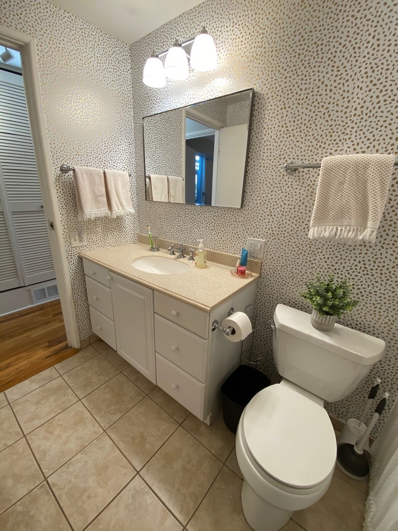 2029 N Larrabee Street Unit: 1