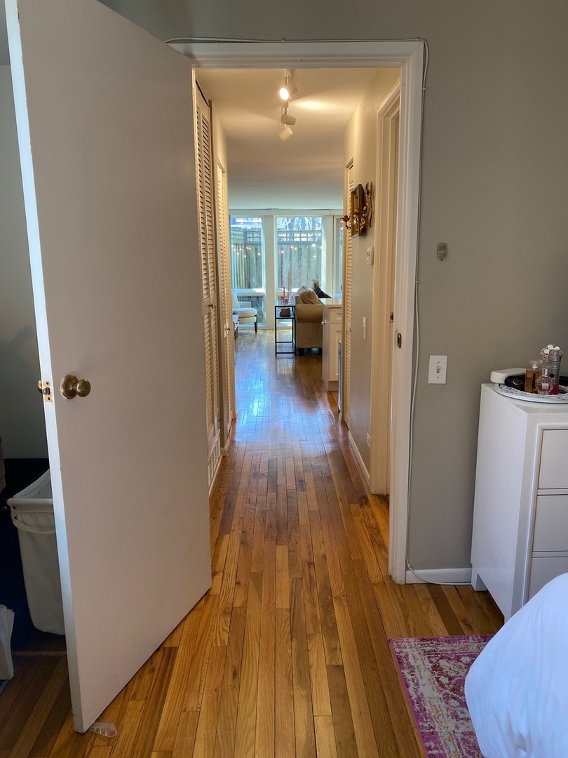 2029 N Larrabee Street Unit: 1