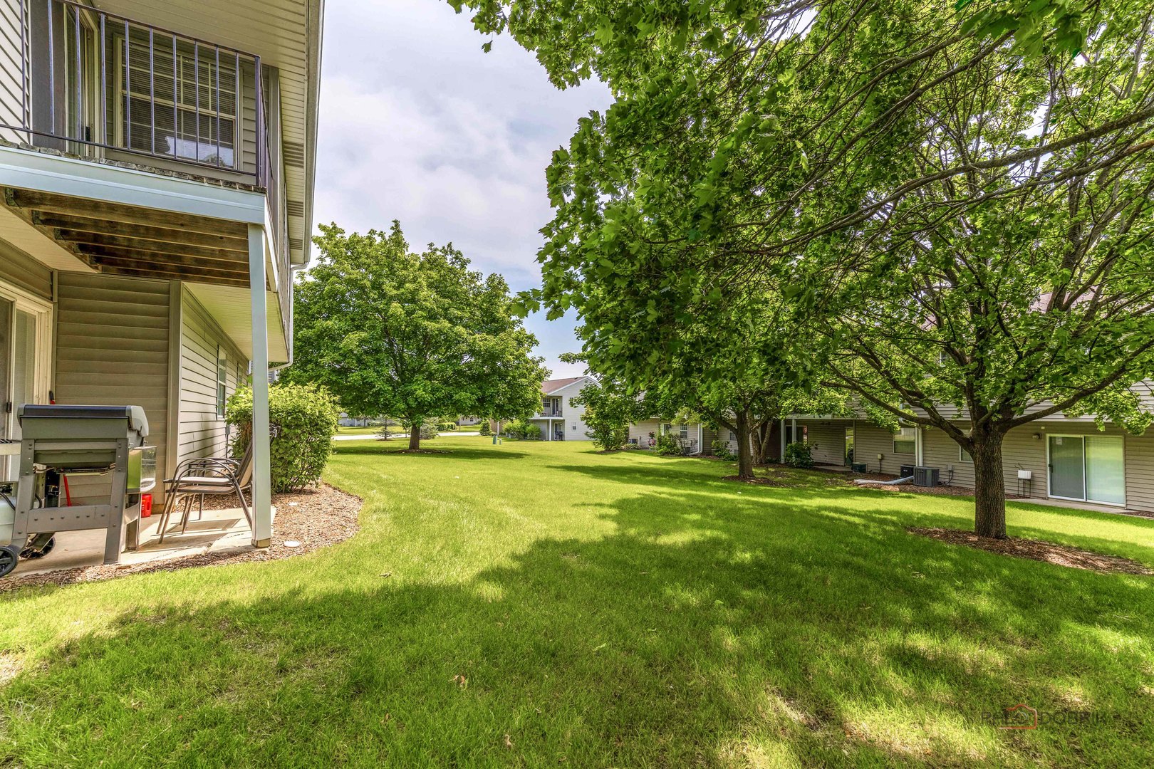 557 E Shag Bark Lane Unit: H