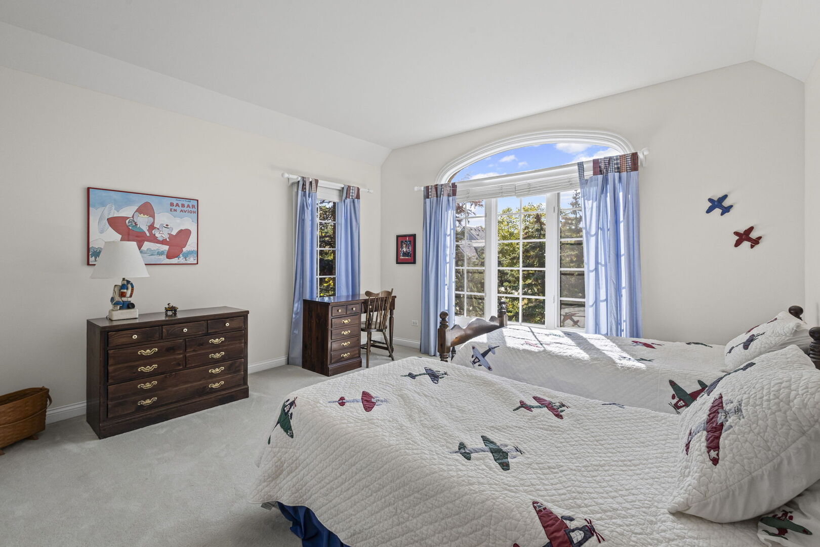 21787 W Vernon Ridge Drive