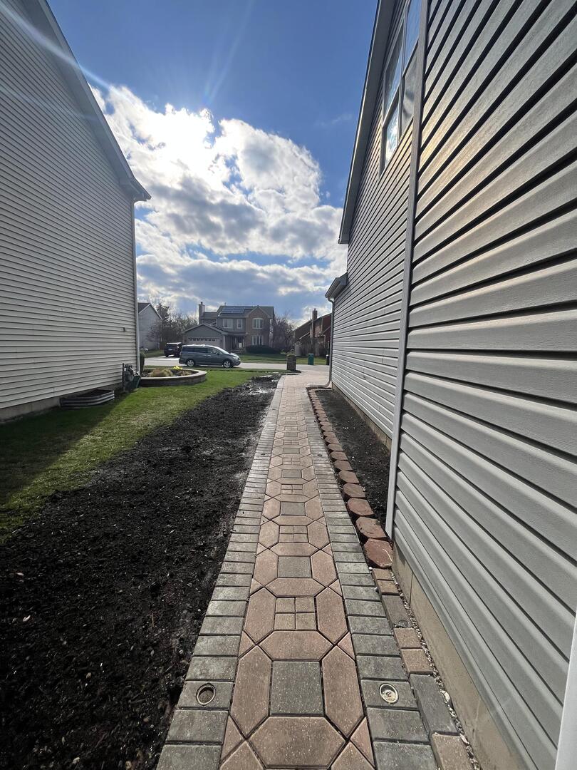 513 Trestle Court