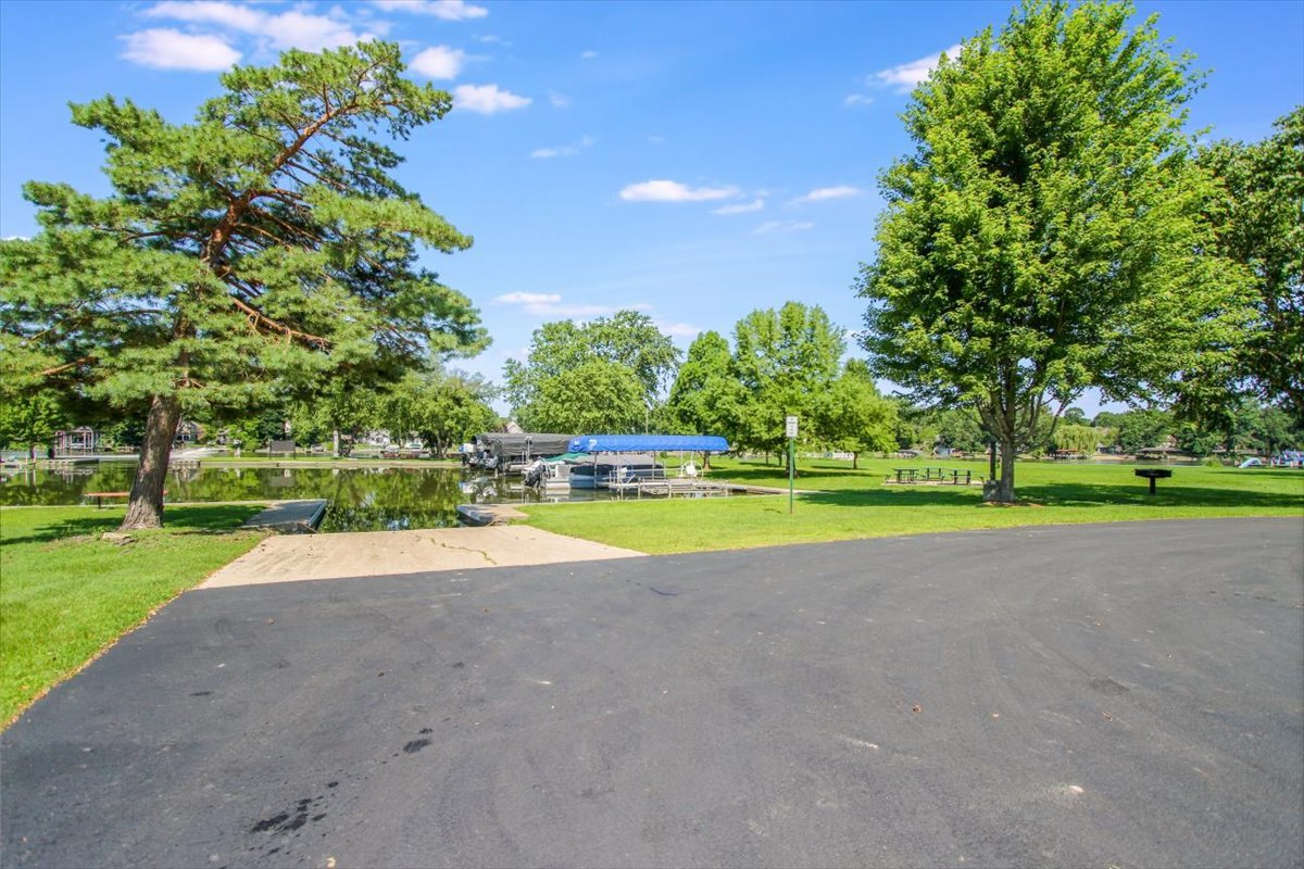135 Harbor Drive