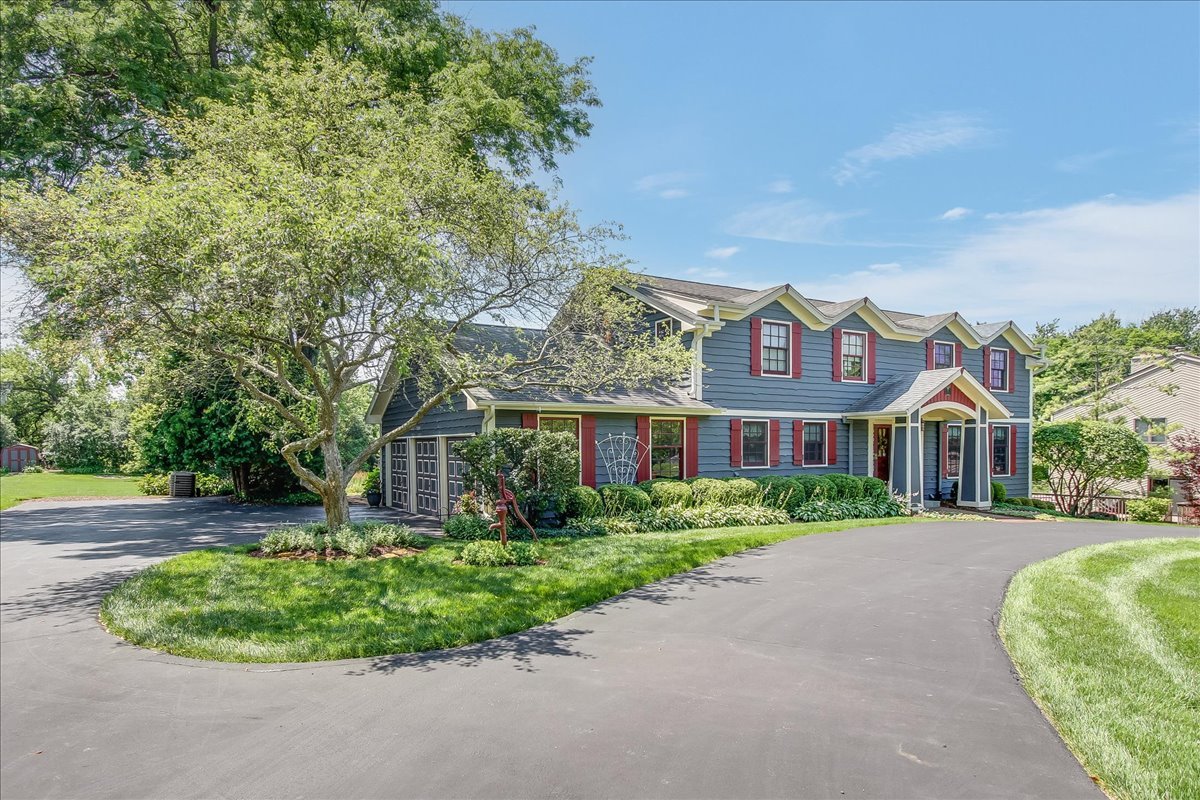 135 Harbor Drive