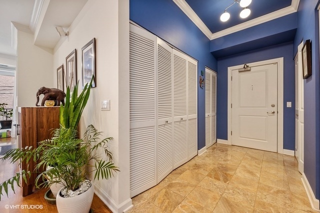 1429 N Wells Street Unit: 205