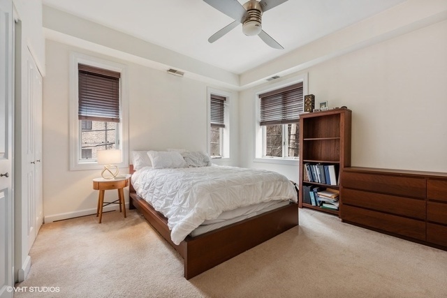 1429 N Wells Street Unit: 205