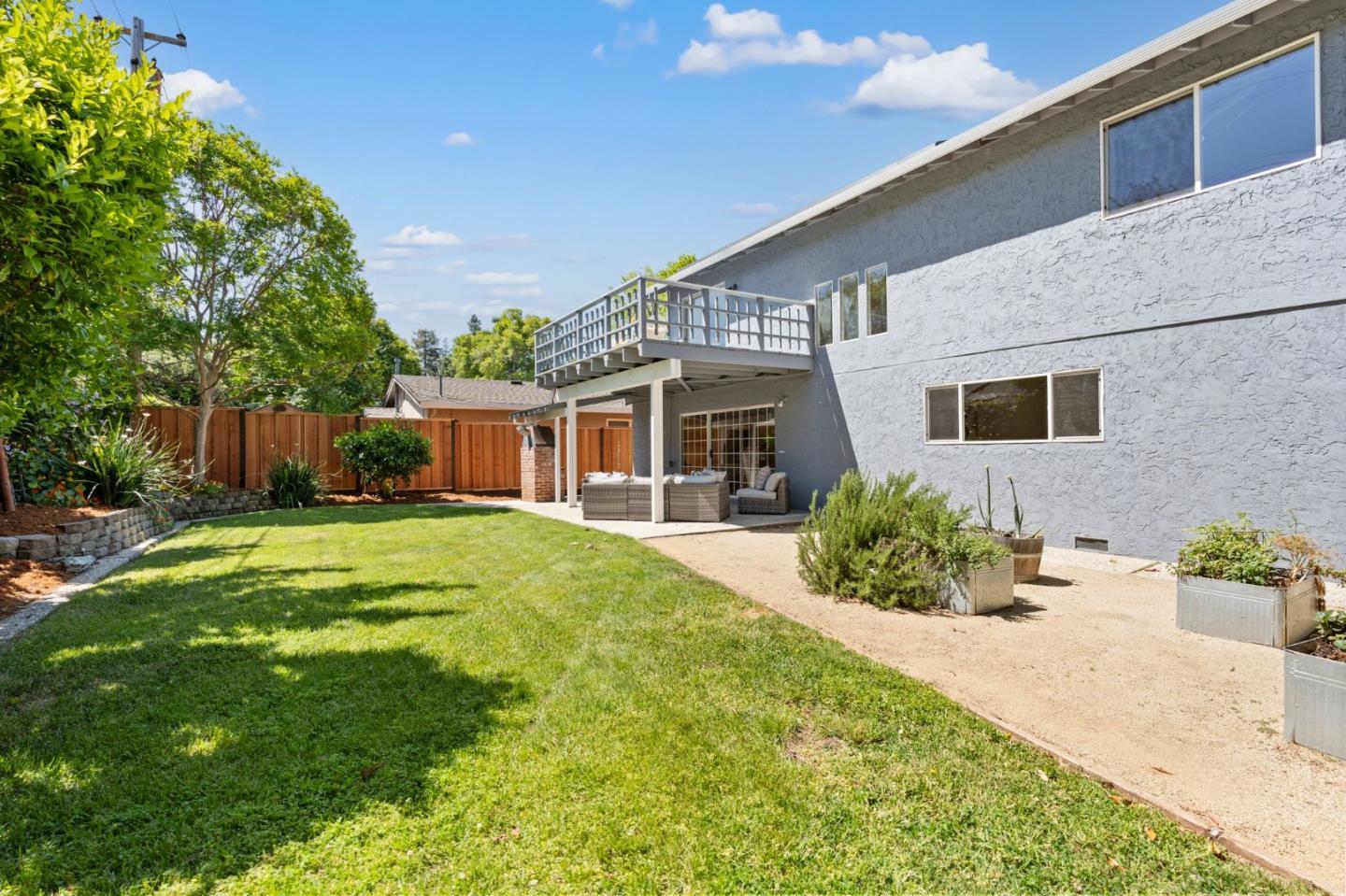 1114 South Genevieve Lane