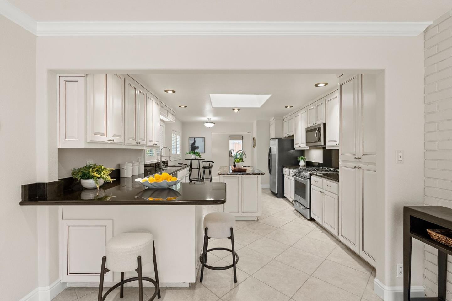 1114 South Genevieve Lane