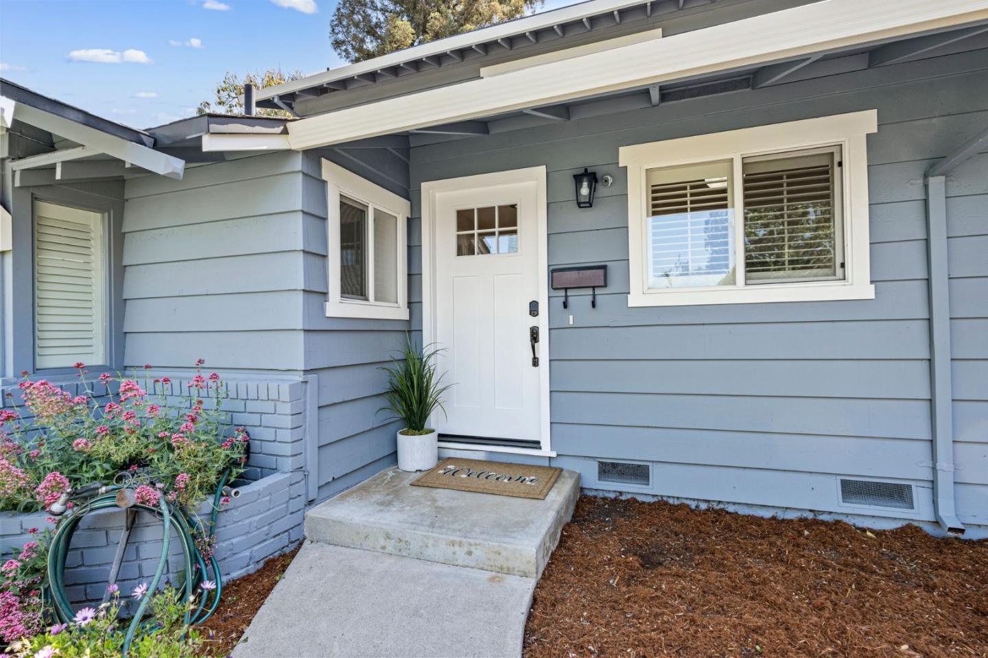 1114 South Genevieve Lane