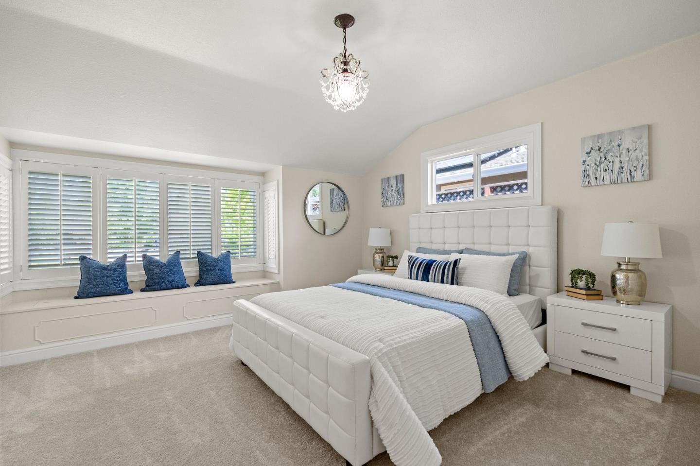 1114 South Genevieve Lane