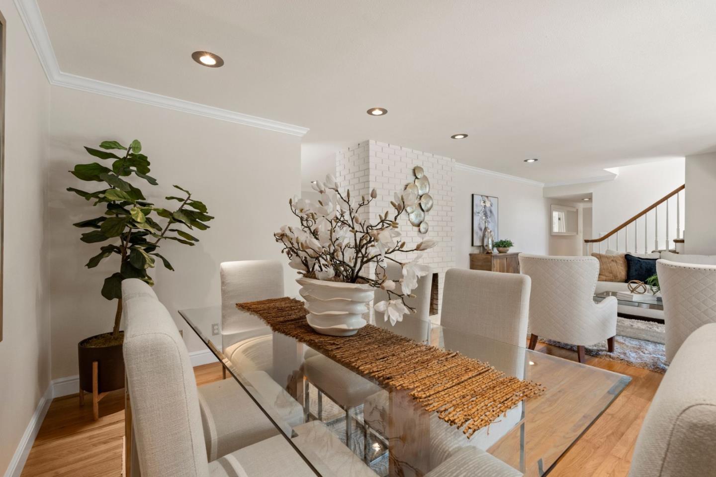 1114 South Genevieve Lane