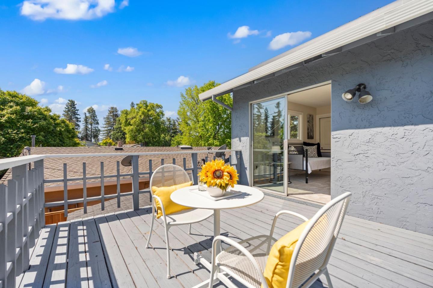 1114 South Genevieve Lane