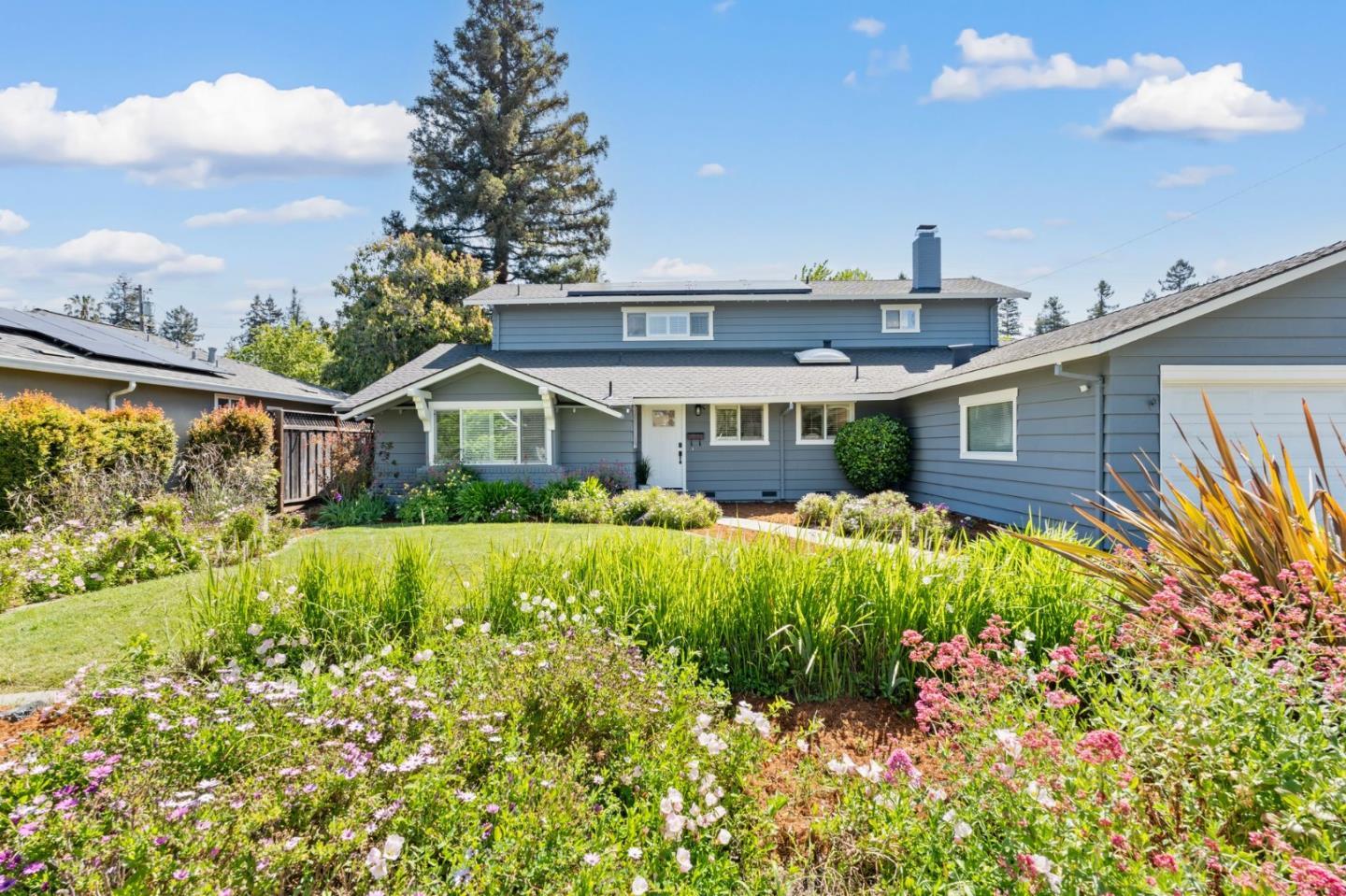 1114 South Genevieve Lane