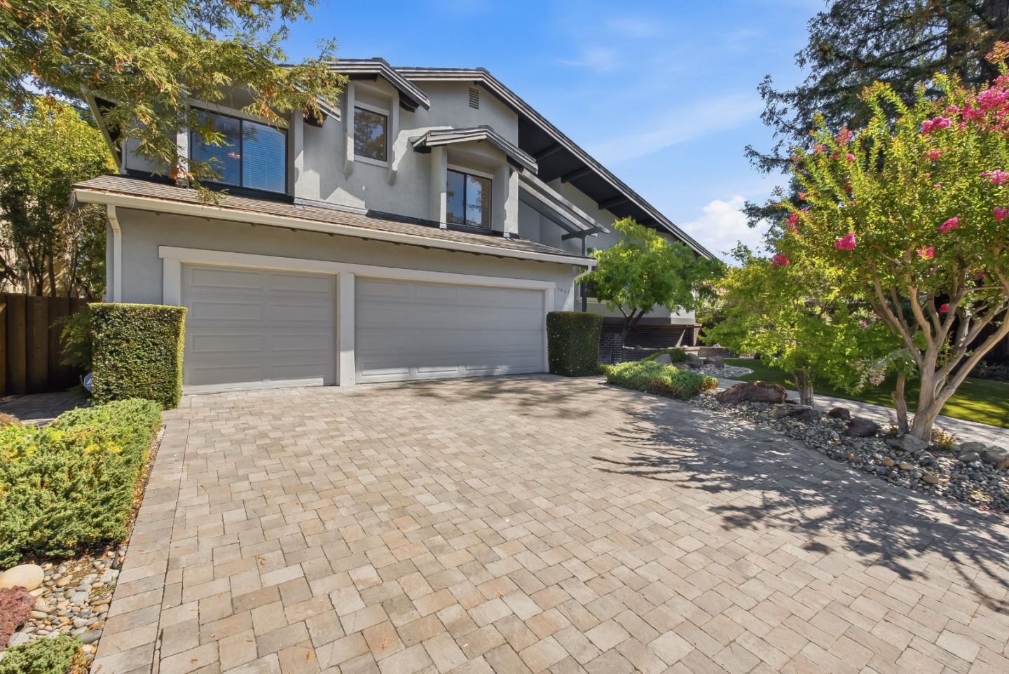 1667 Glenrock CT