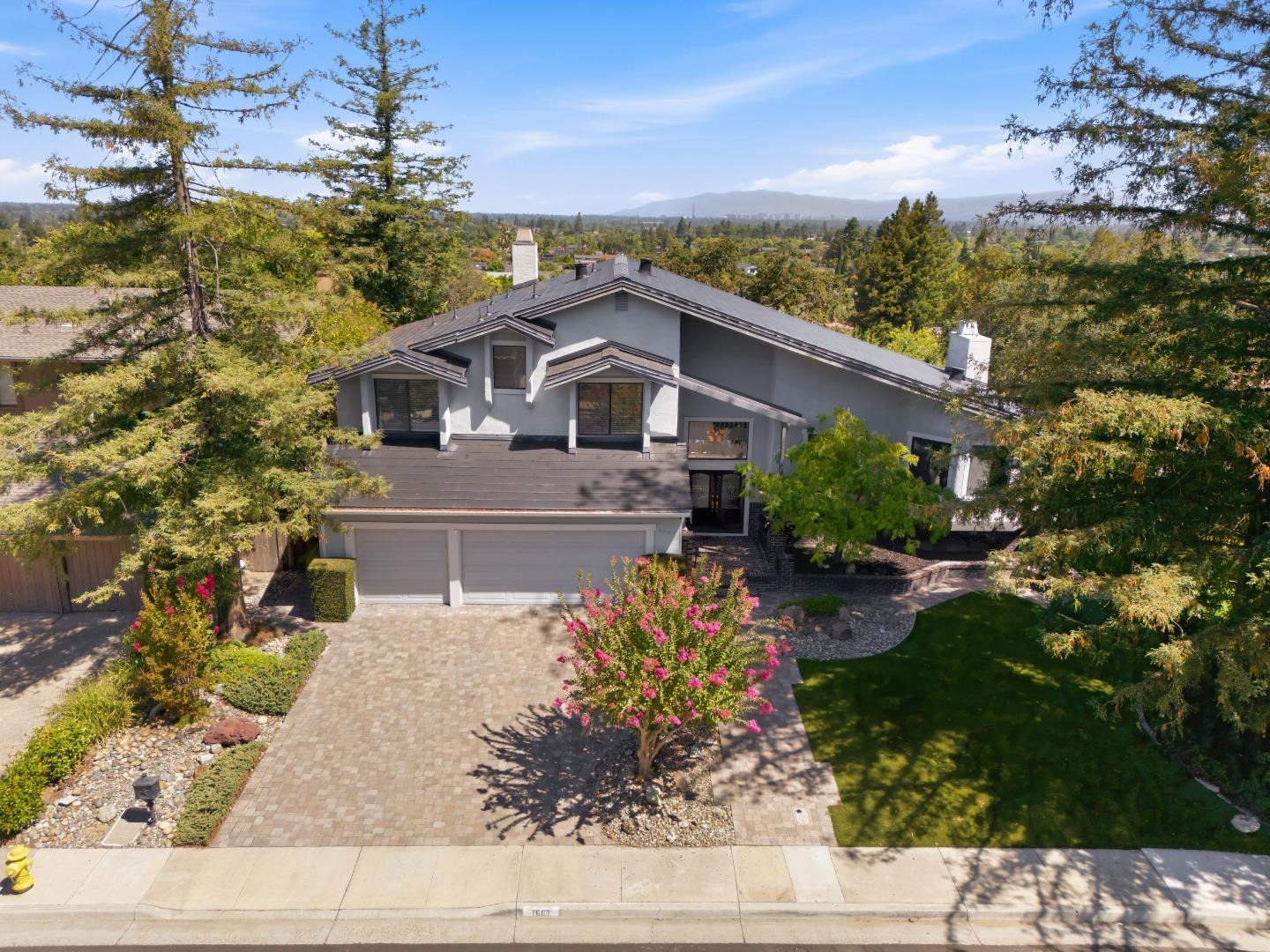 1667 Glenrock CT
