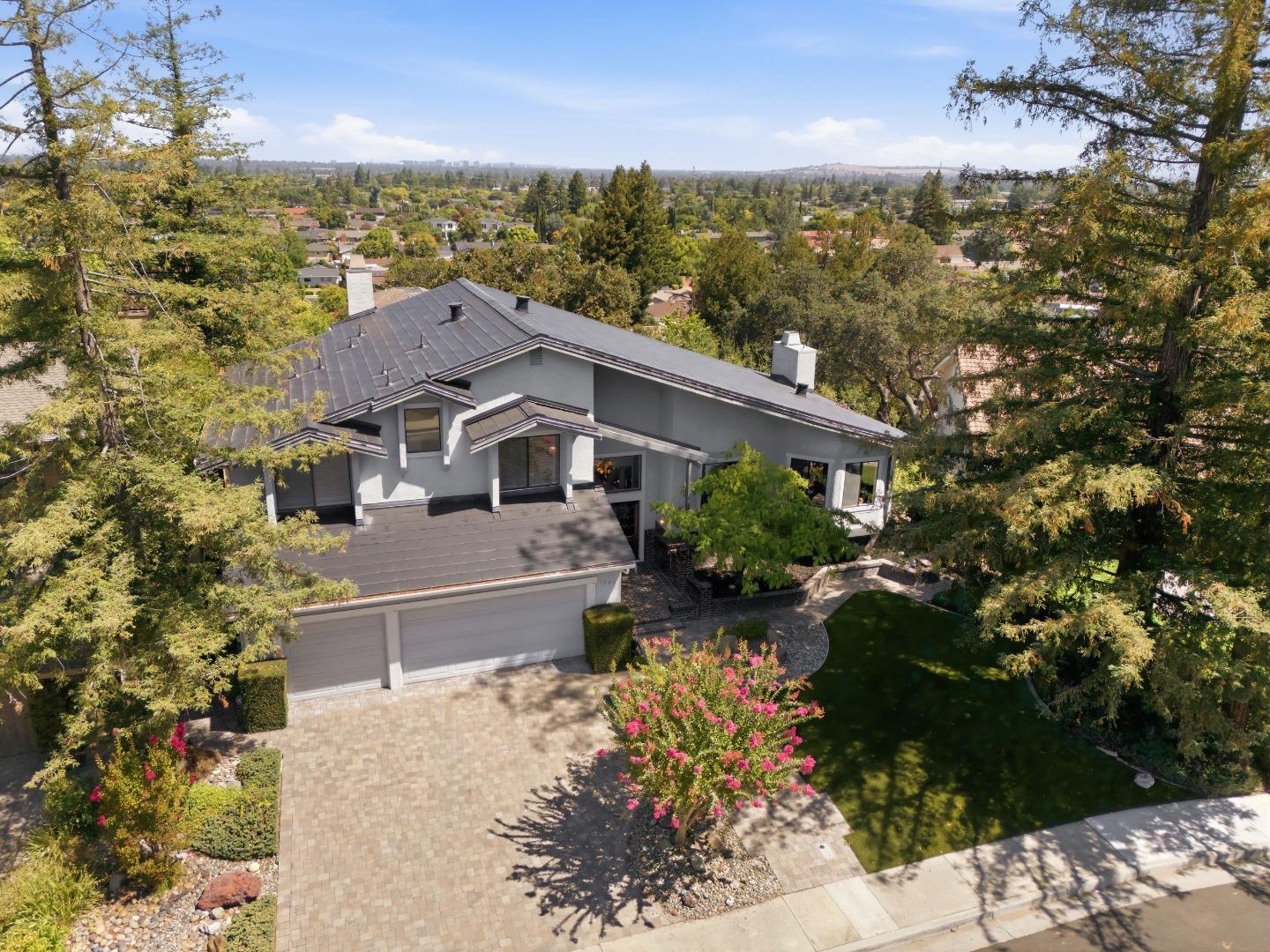 1667 Glenrock CT