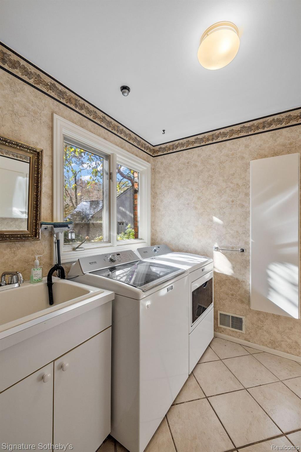 32863 OUTLAND Trail