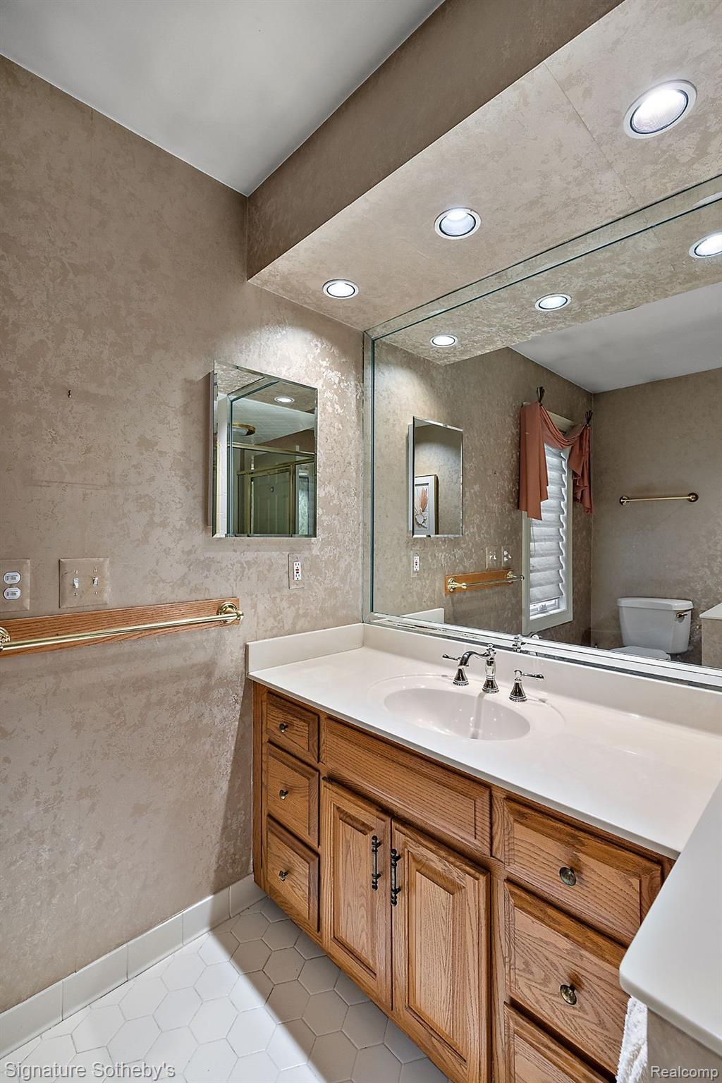 32863 OUTLAND Trail