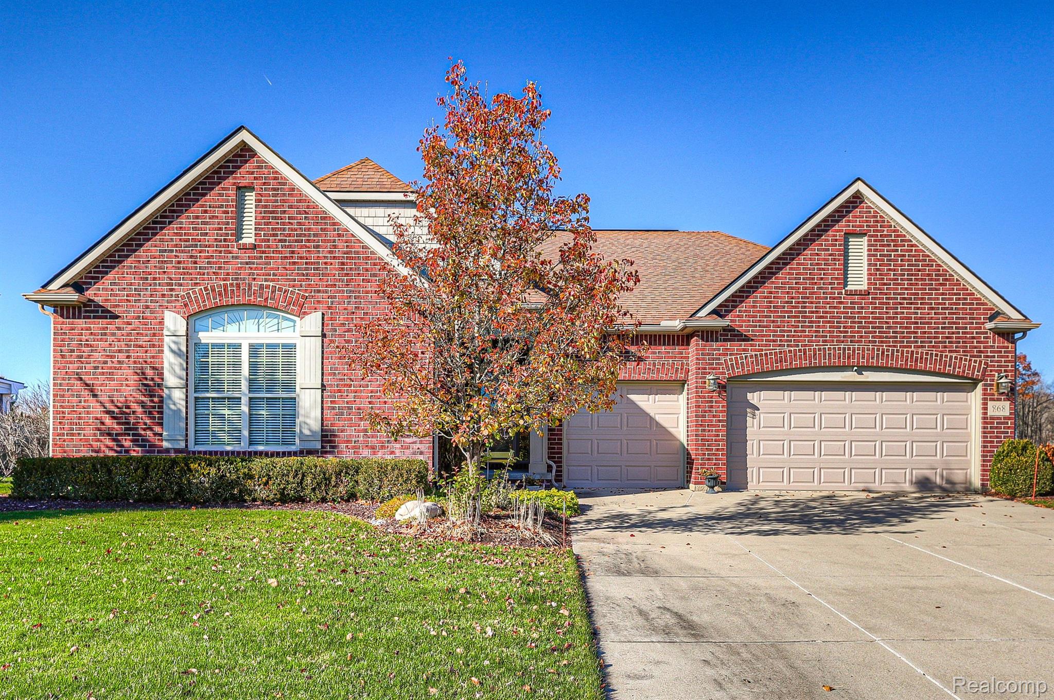 868 McIntosh Court