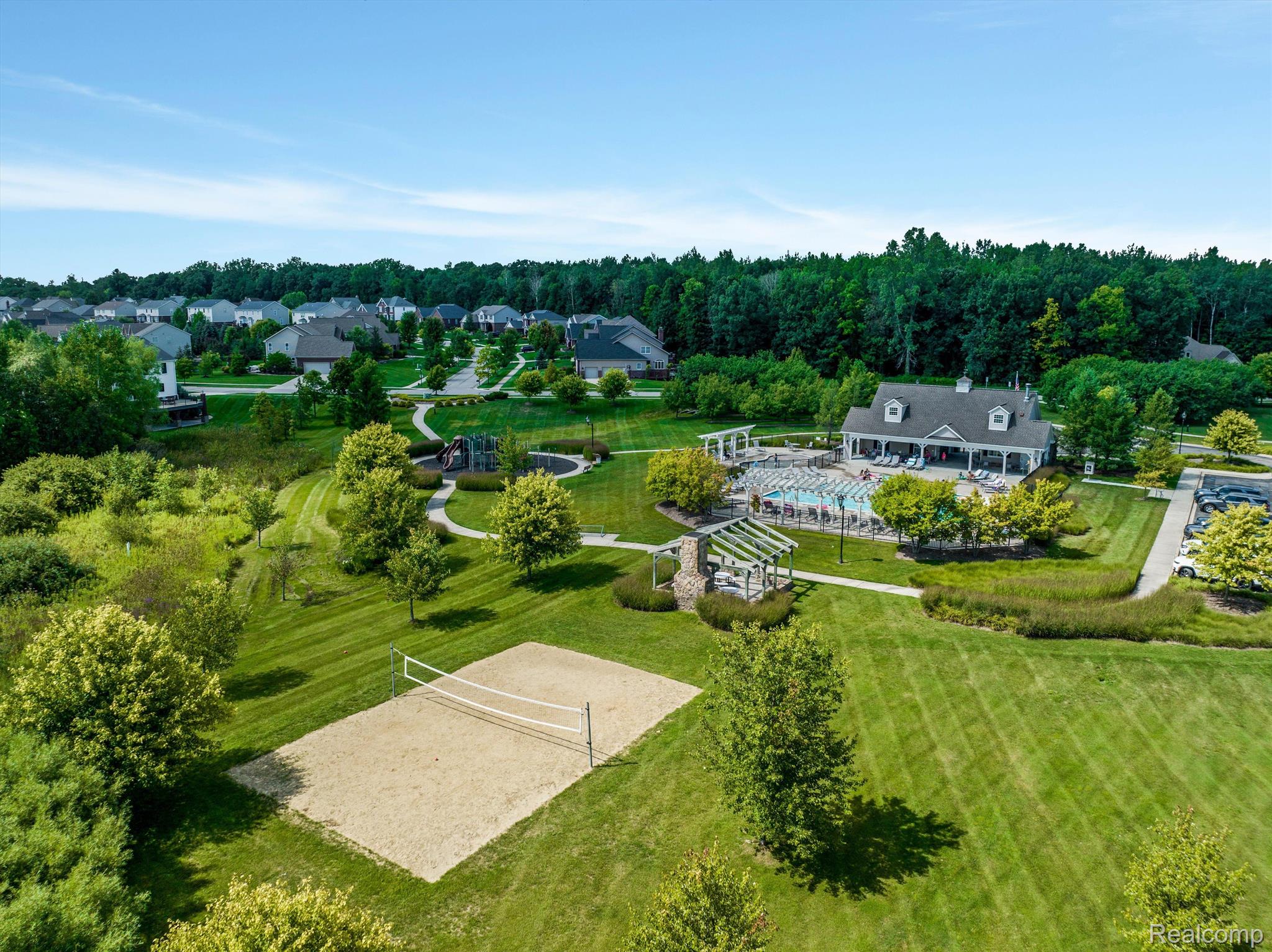 868 McIntosh Court